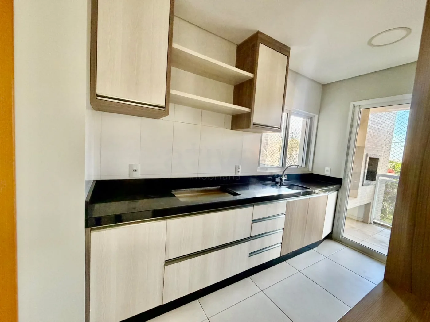 Alugar Apartamento / Padr&atilde;o em Toledo R$ 1.800,00 - Foto 3