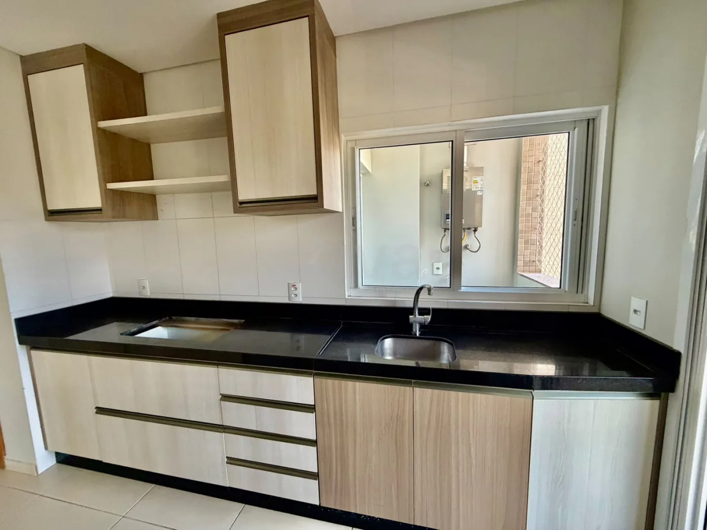 Alugar Apartamento / Padr&atilde;o em Toledo R$ 1.800,00 - Foto 4