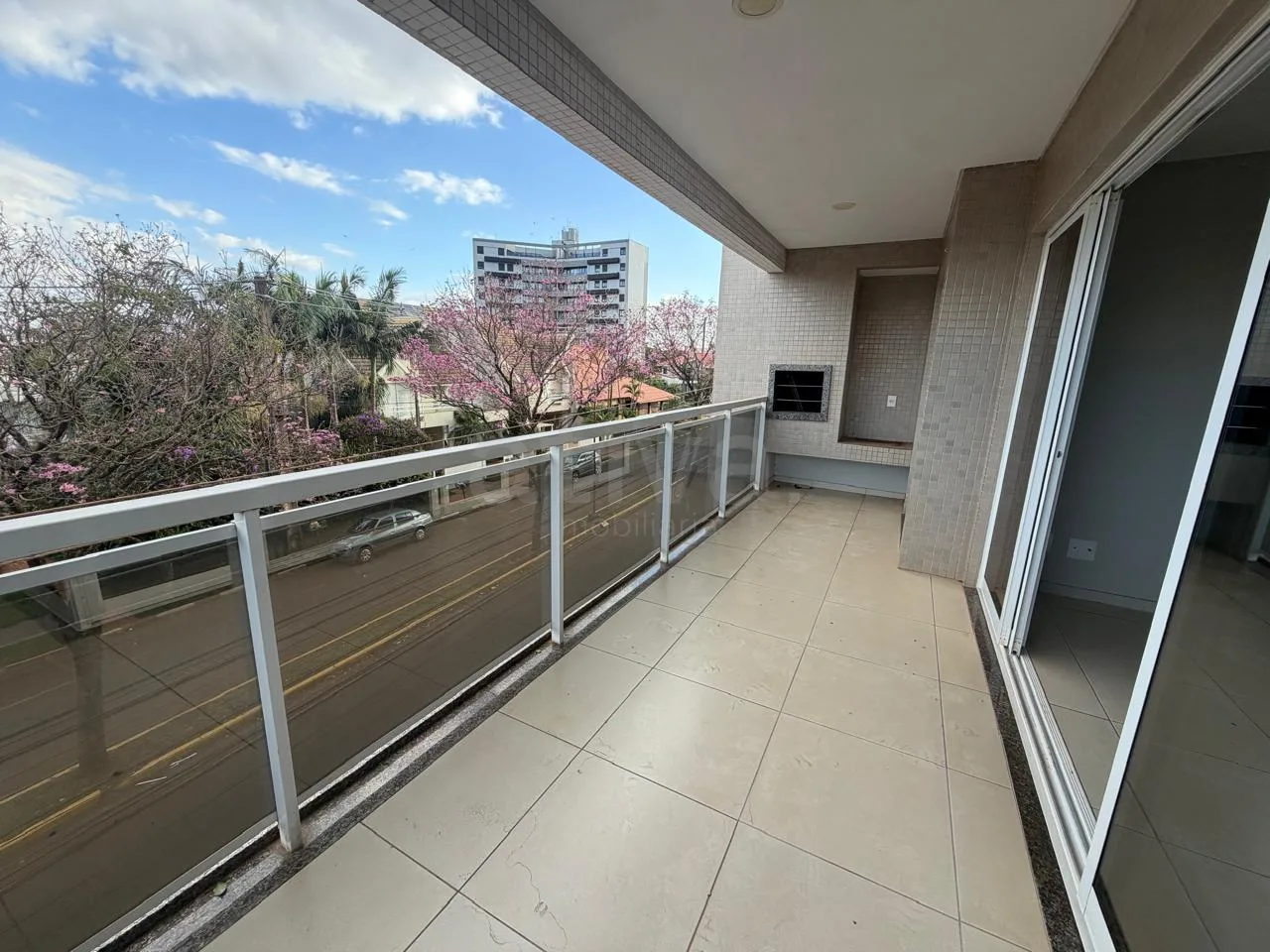 Alugar Apartamento / Padr&atilde;o em Toledo R$ 1.800,00 - Foto 6