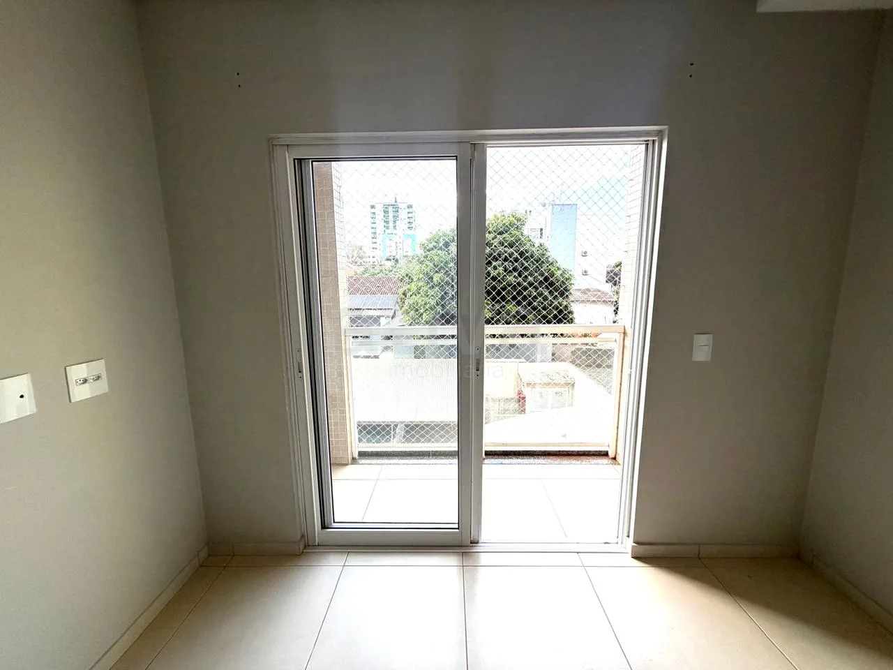 Alugar Apartamento / Padr&atilde;o em Toledo R$ 1.800,00 - Foto 15
