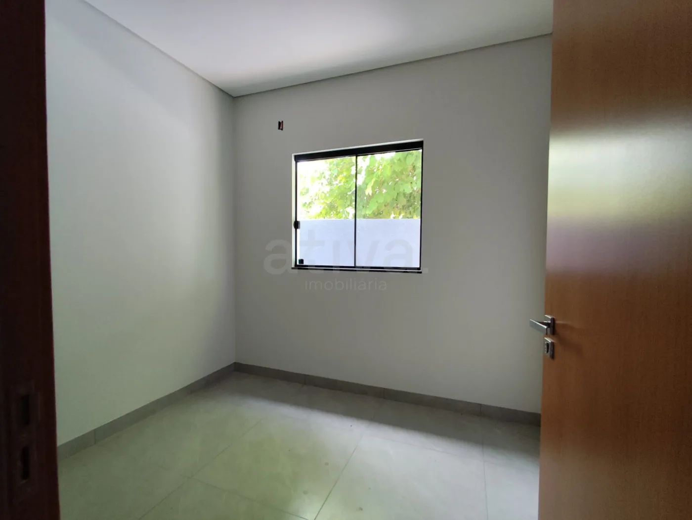 Comprar Casa / Padr&atilde;o em Toledo R$ 240.000,00 - Foto 9