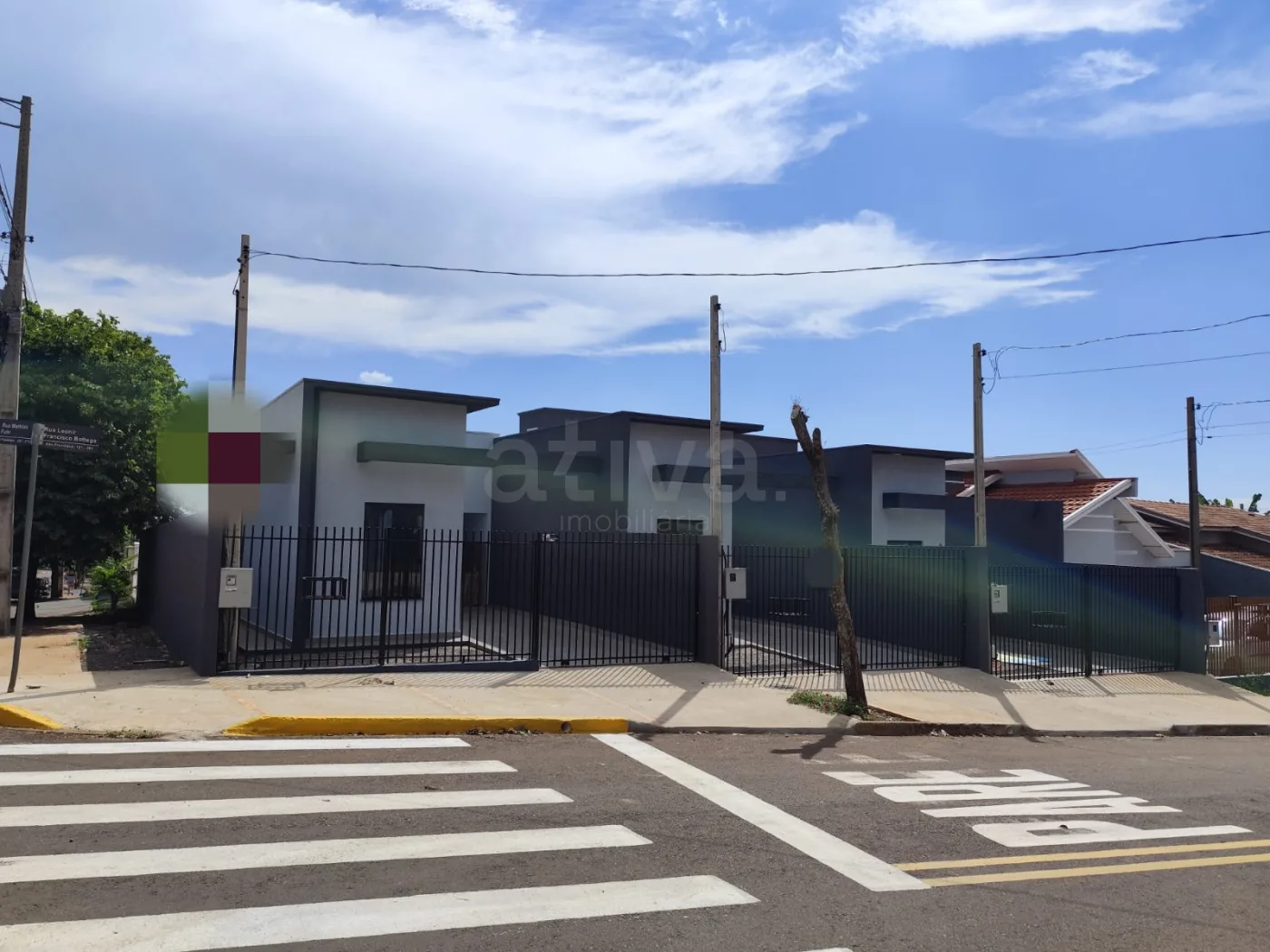 Comprar Casa / Padr&atilde;o em Toledo R$ 240.000,00 - Foto 13