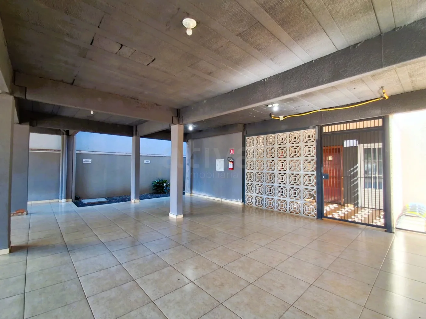 Alugar Apartamento / Padr&atilde;o em Toledo R$ 1.450,00 - Foto 1