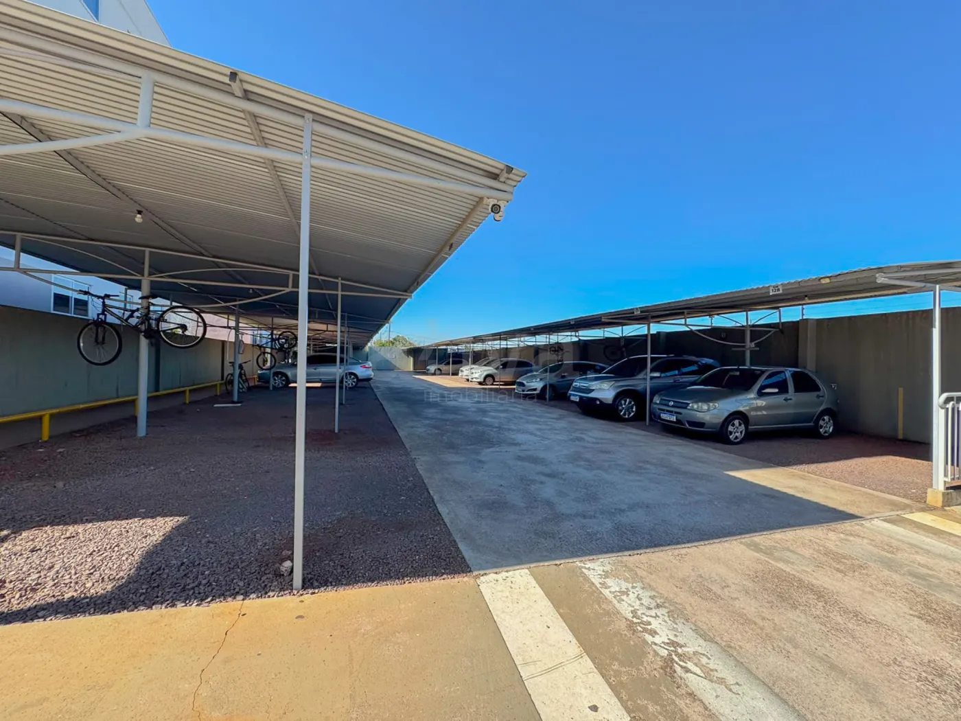 Alugar Apartamento / Padr&atilde;o em Toledo R$ 1.500,00 - Foto 14