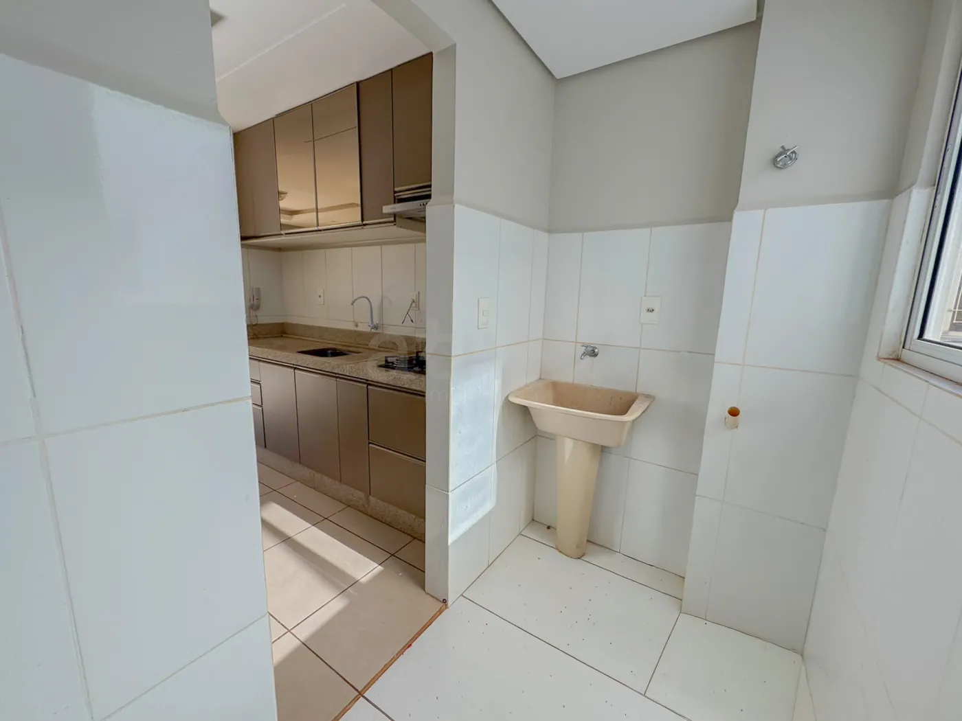 Alugar Apartamento / Padr&atilde;o em Toledo R$ 1.500,00 - Foto 9