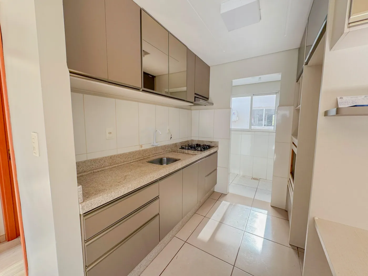 Alugar Apartamento / Padr&atilde;o em Toledo R$ 1.500,00 - Foto 7