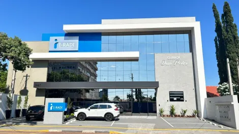 Toledo Centro Comercial Locacao R$ 3.800,00 Condominio R$300,00 Area construida 201.35m2