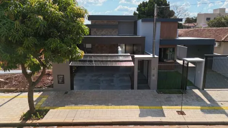 Toledo Vila Becker Casa Venda R$985.000,00 3 Dormitorios 2 Vagas Area do terreno 245.00m2 Area construida 148.64m2
