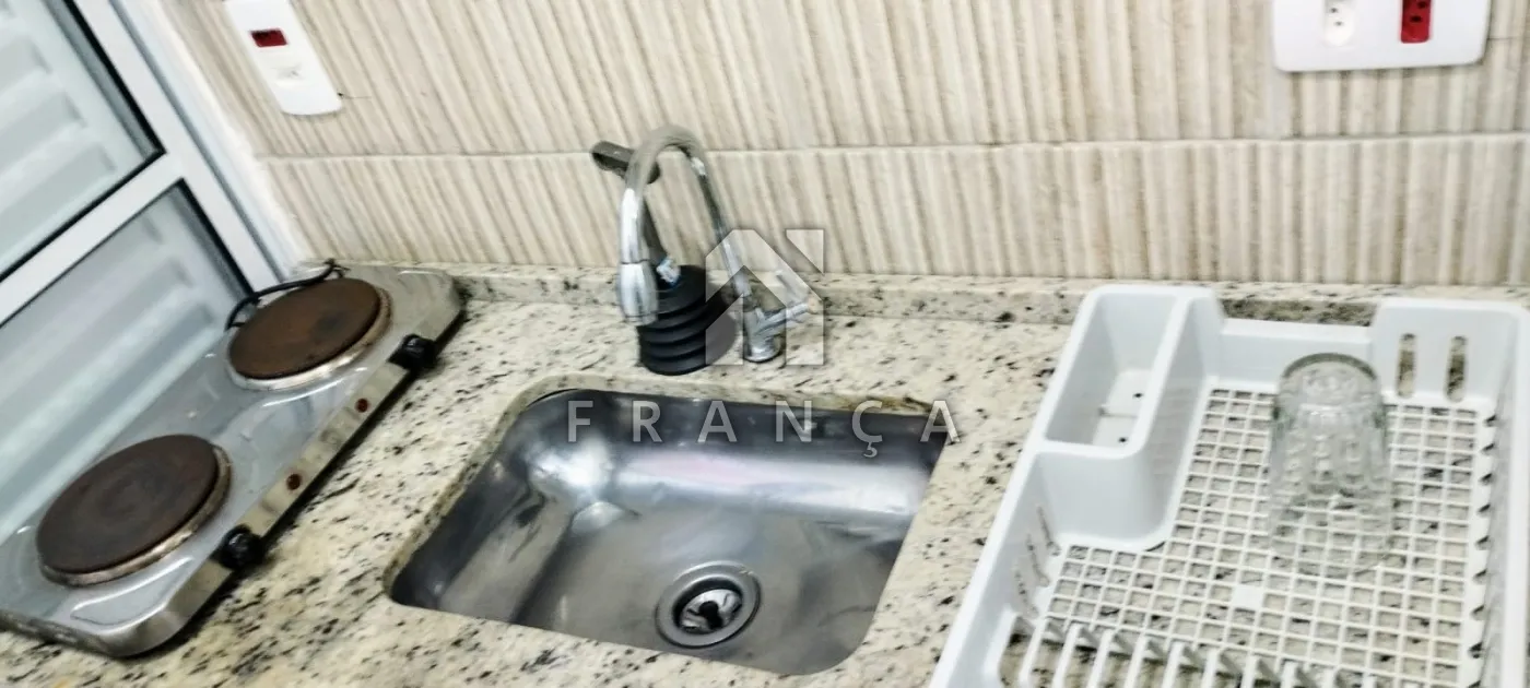 Alugar Casa / Kitnet em S&atilde;o Jos&eacute; dos Campos R$ 1.350,00 - Foto 9