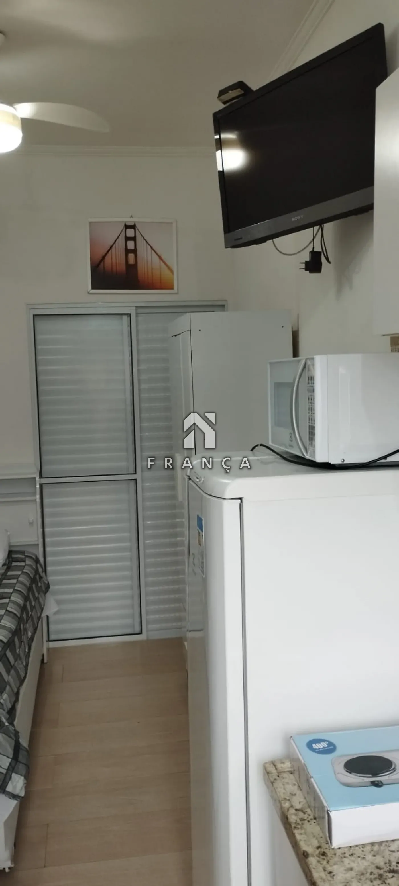 Alugar Casa / Kitnet em S&atilde;o Jos&eacute; dos Campos R$ 1.550,00 - Foto 7