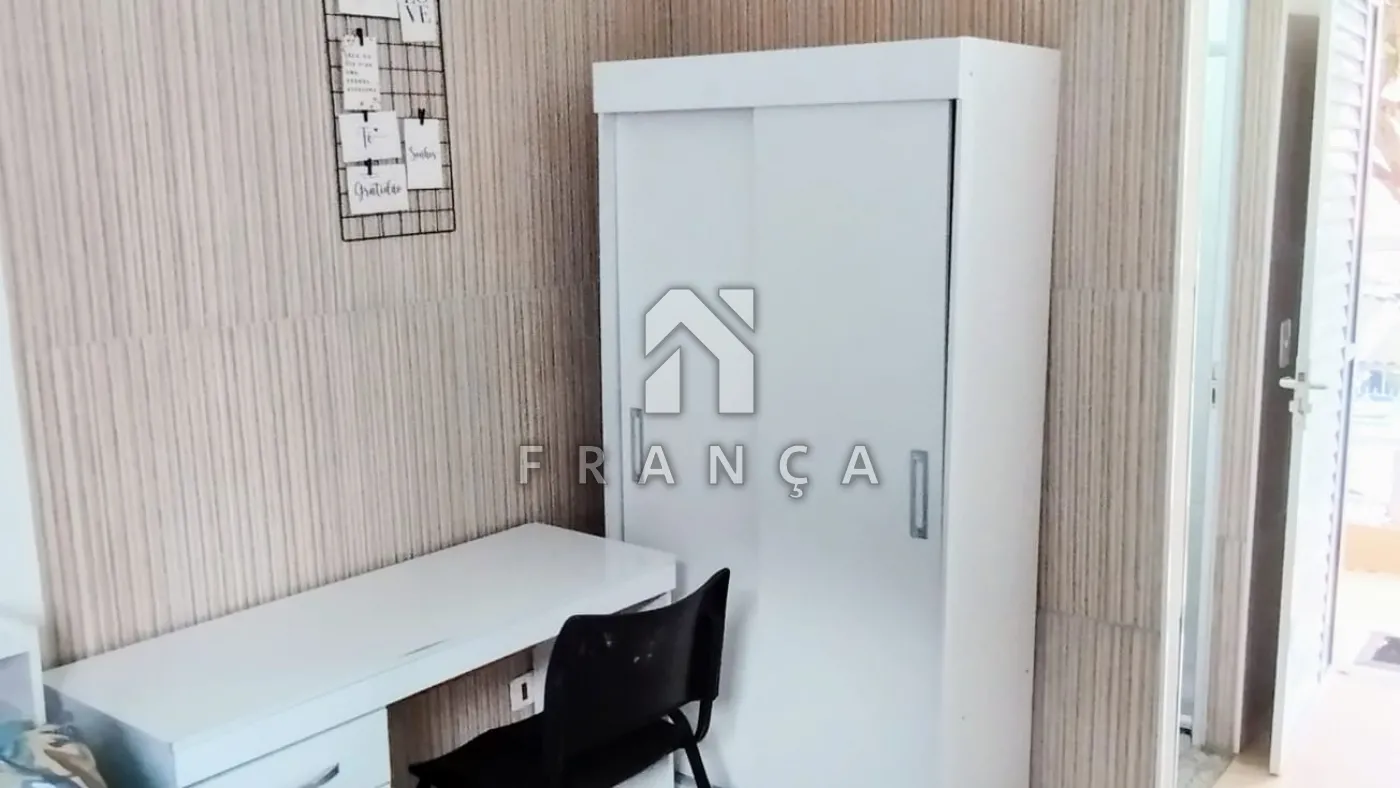 Alugar Casa / Kitnet em S&atilde;o Jos&eacute; dos Campos R$ 1.500,00 - Foto 2