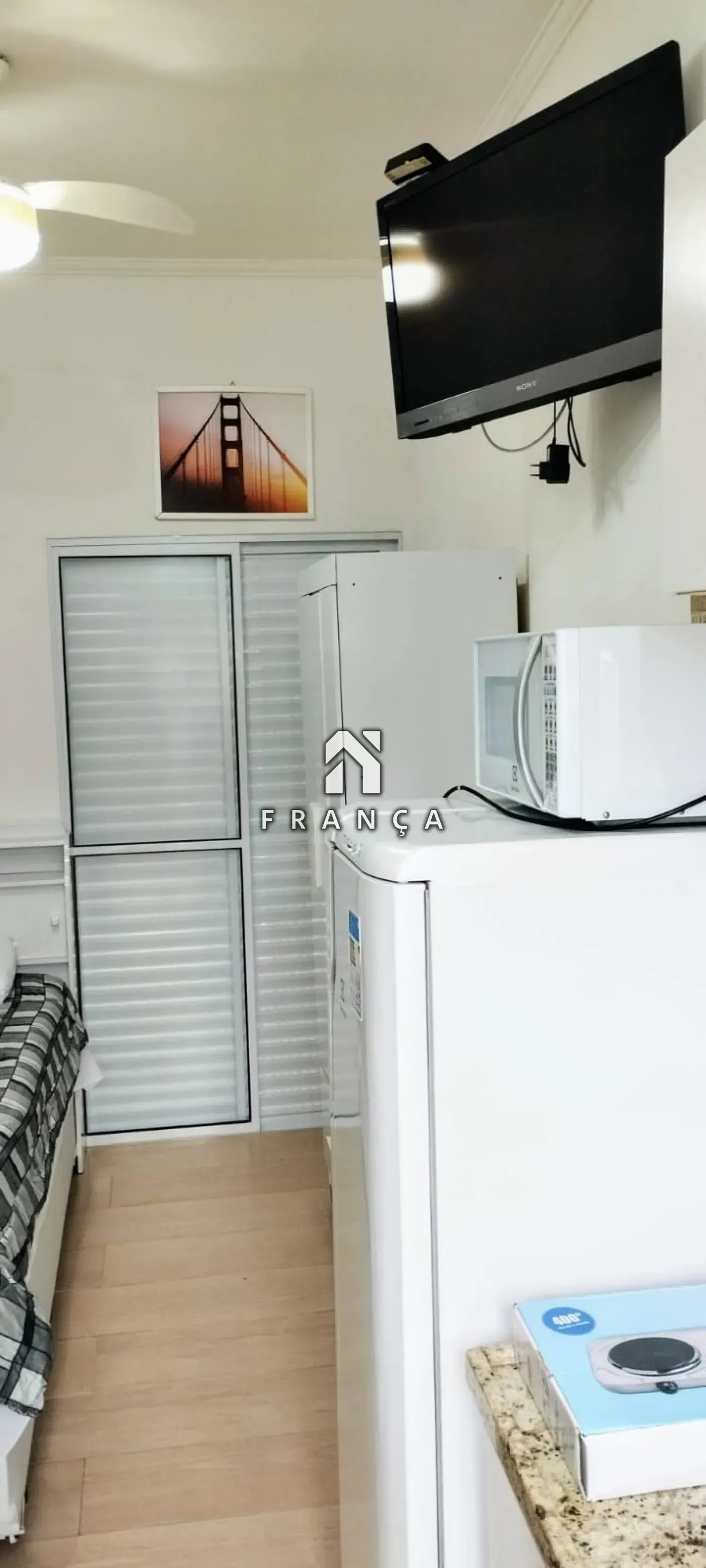 Alugar Casa / Kitnet em S&atilde;o Jos&eacute; dos Campos R$ 1.550,00 - Foto 9