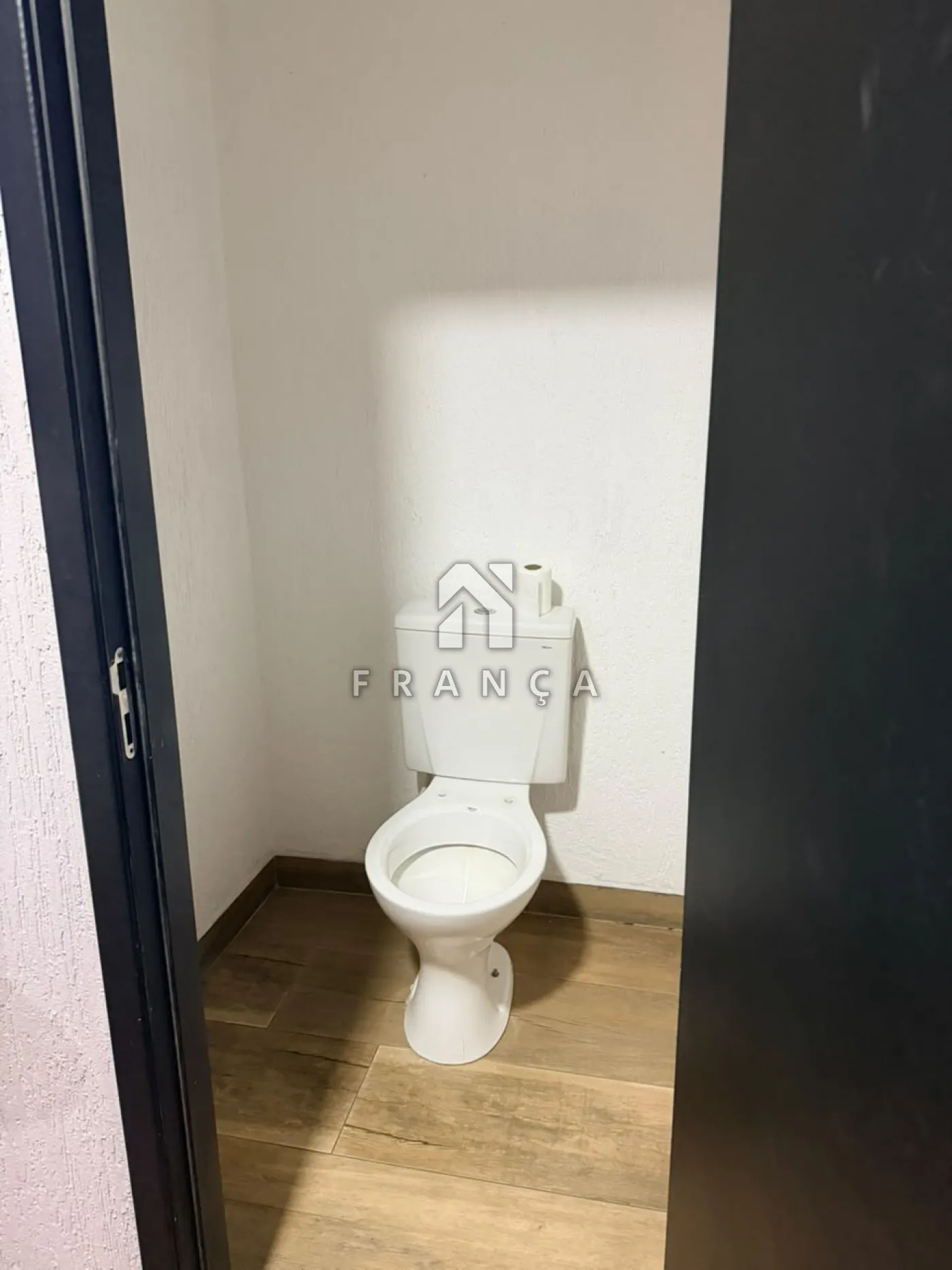 Alugar Comercial / Sala em S&atilde;o Jos&eacute; dos Campos R$ 12.000,00 - Foto 18