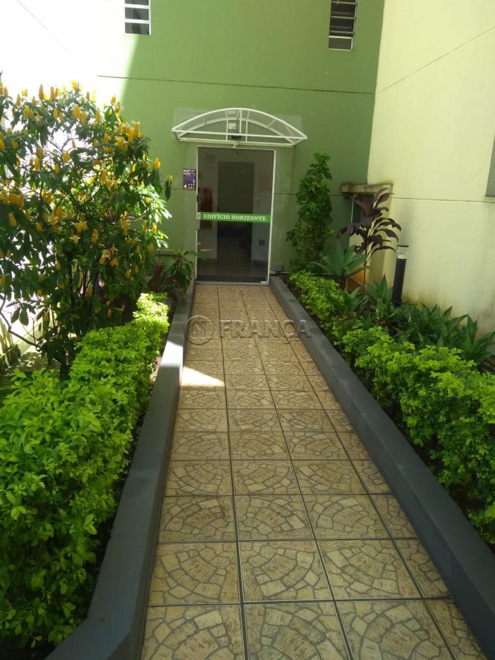 Alugar Apartamento / Padr&atilde;o em Jacare&iacute; R$ 700,00 - Foto 34