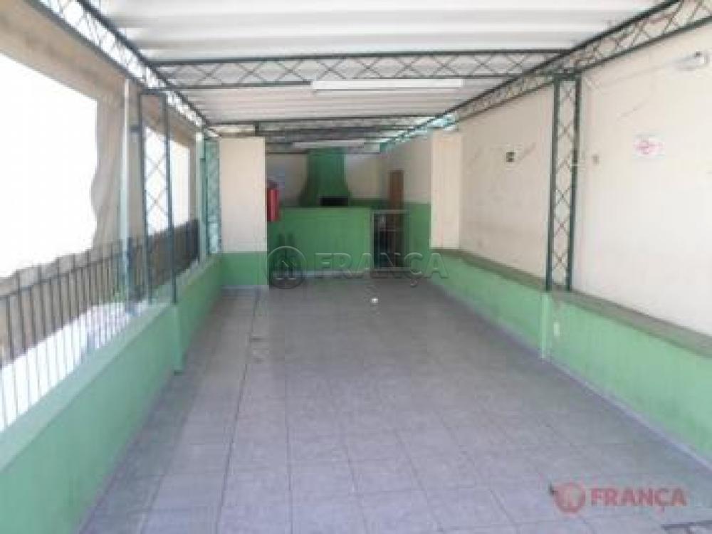 Alugar Apartamento / Padr&atilde;o em Jacare&iacute; R$ 900,00 - Foto 16