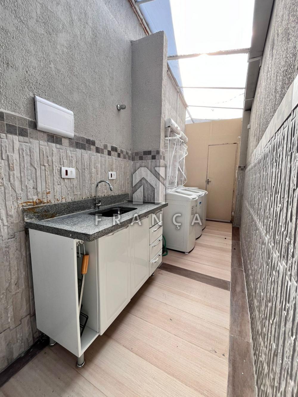 Alugar Casa / Kitnet em S&atilde;o Jos&eacute; dos Campos R$ 1.500,00 - Foto 18