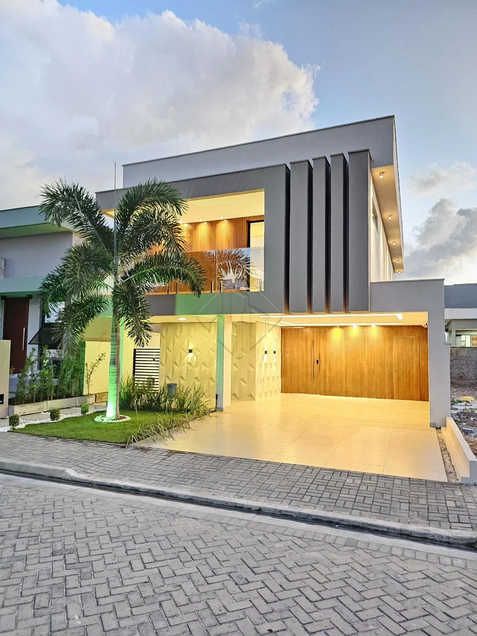 Alugar Casa / Condom&iacute;nio em Jo&atilde;o Pessoa R$ 8.500,00 - Foto 1