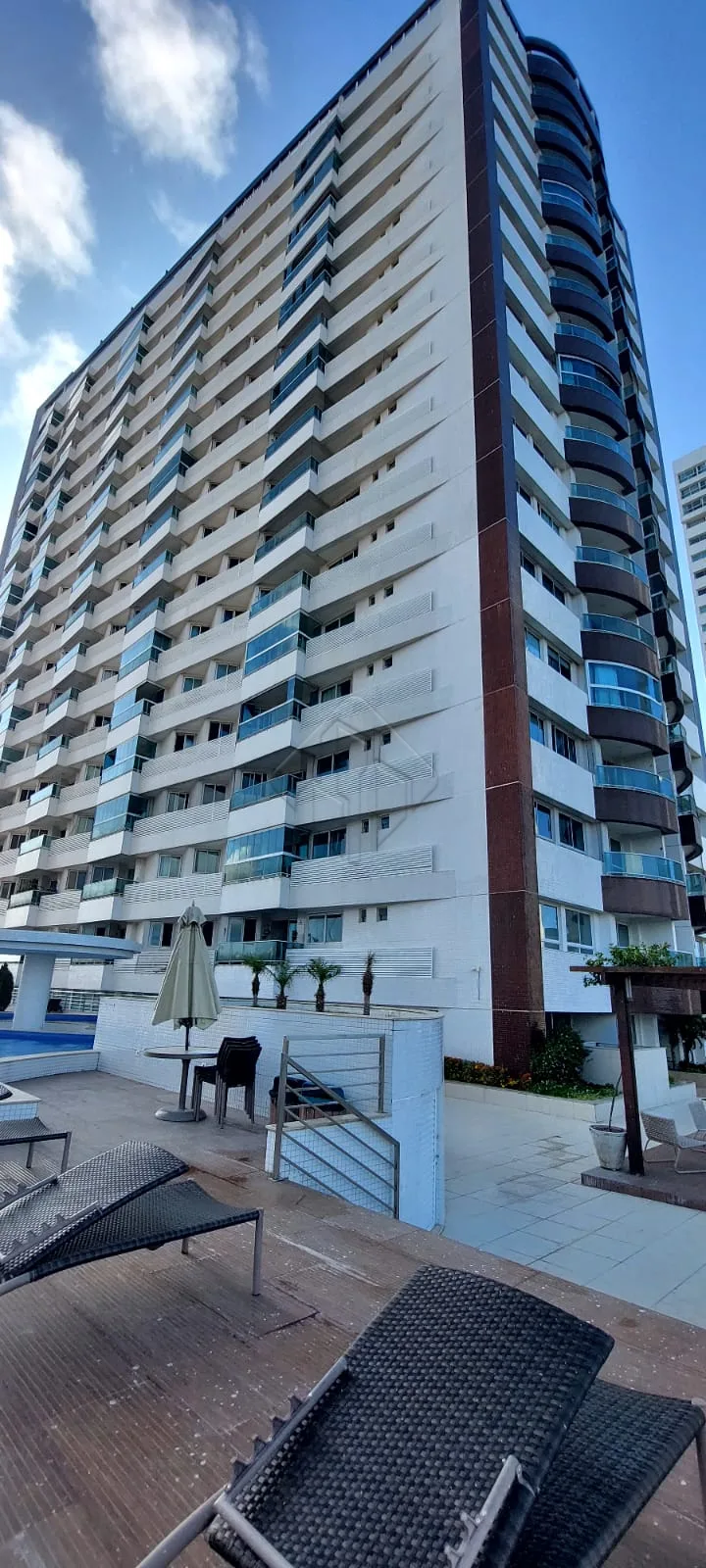 Comprar Apartamento / Padr&atilde;o em Jo&atilde;o Pessoa R$ 830.000,00 - Foto 3