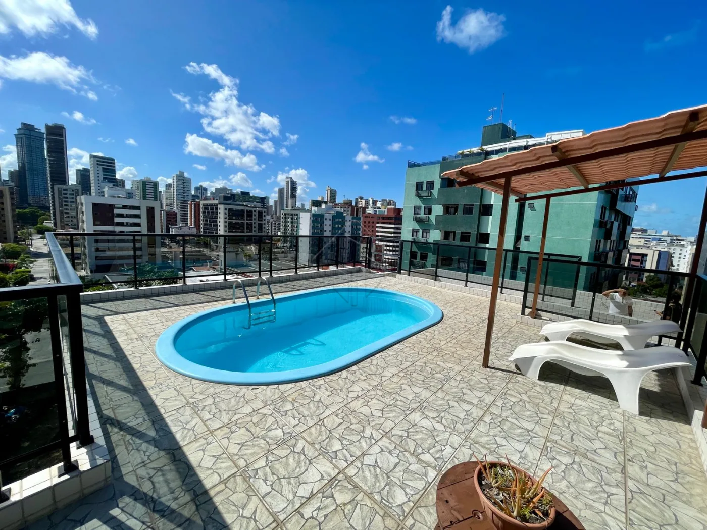 Alugar Apartamento / Padr&atilde;o em Jo&atilde;o Pessoa R$ 4.200,00 - Foto 6