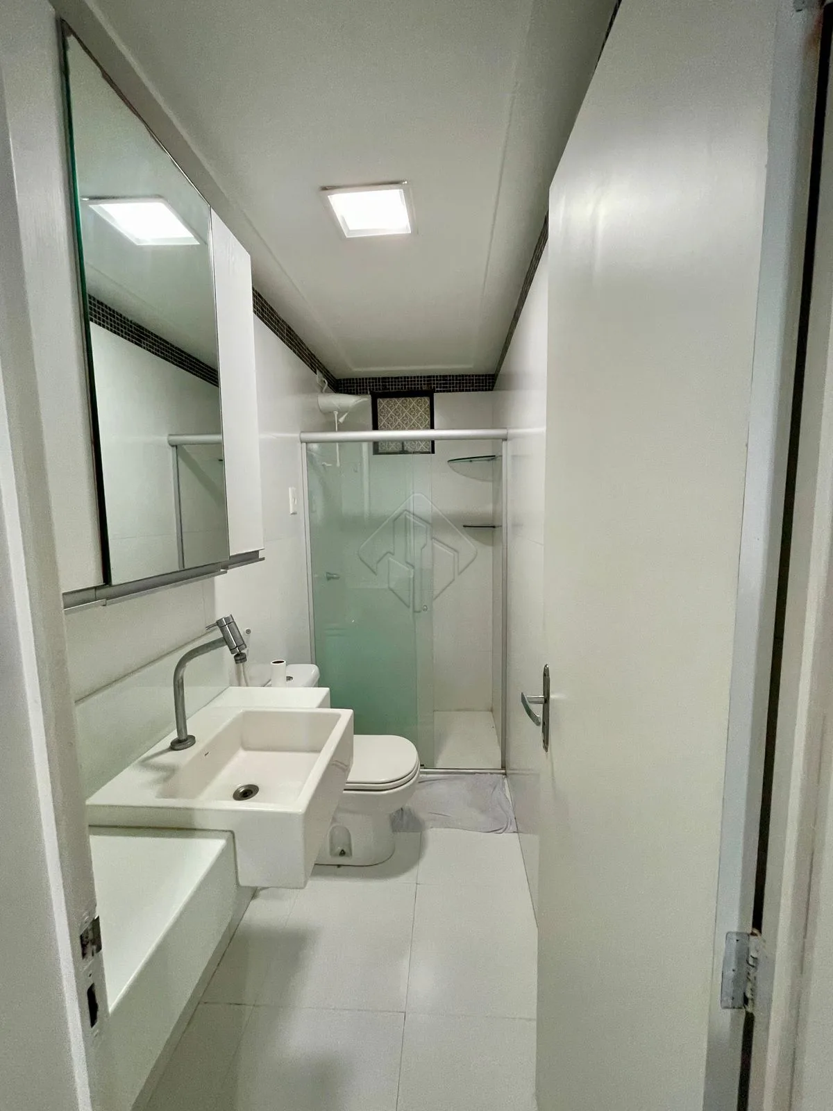 Alugar Apartamento / Padr&atilde;o em Jo&atilde;o Pessoa R$ 4.200,00 - Foto 14