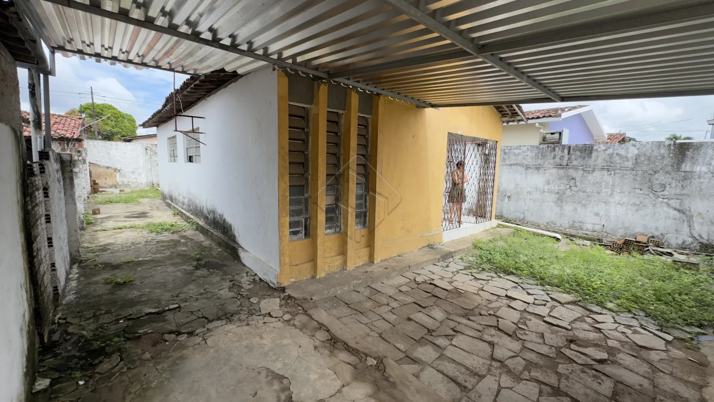 Comprar Casa / Padr&atilde;o em Jo&atilde;o Pessoa R$ 165.000,00 - Foto 2