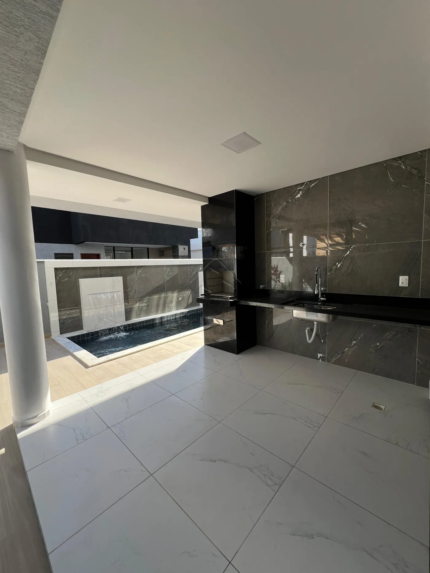 Comprar Casa / Condom&iacute;nio em Jo&atilde;o Pessoa R$ 1.300.000,00 - Foto 8