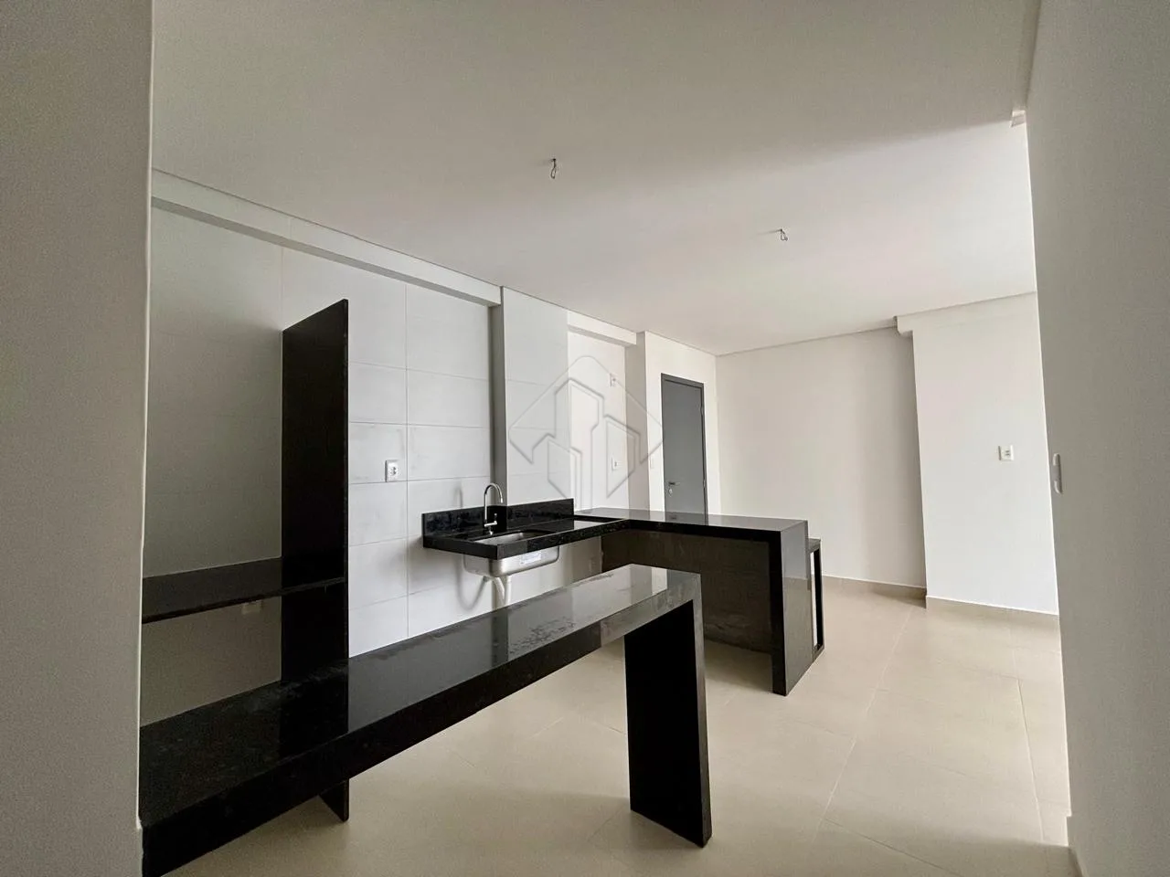 Comprar Apartamento / Padr&atilde;o em Jo&atilde;o Pessoa R$ 522.484,00 - Foto 4