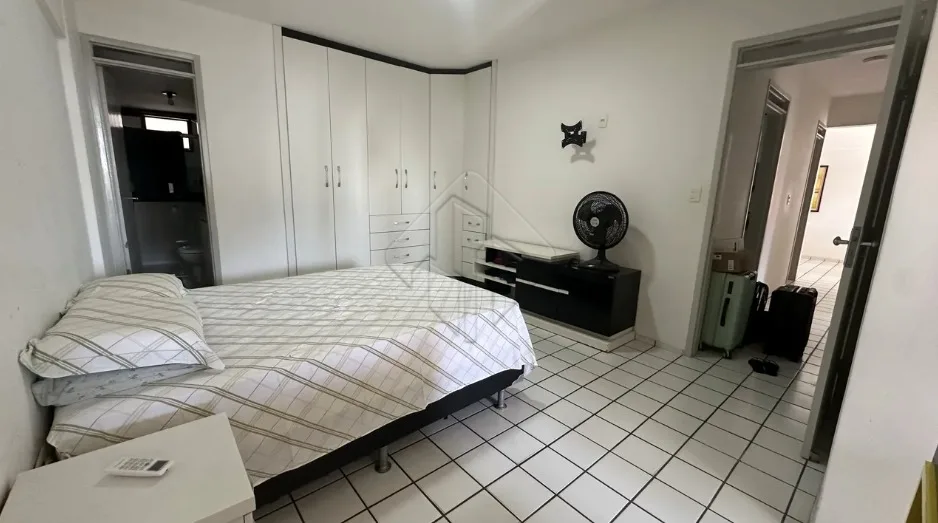 Comprar Apartamento / Padr&atilde;o em Jo&atilde;o Pessoa R$ 600.000,00 - Foto 10