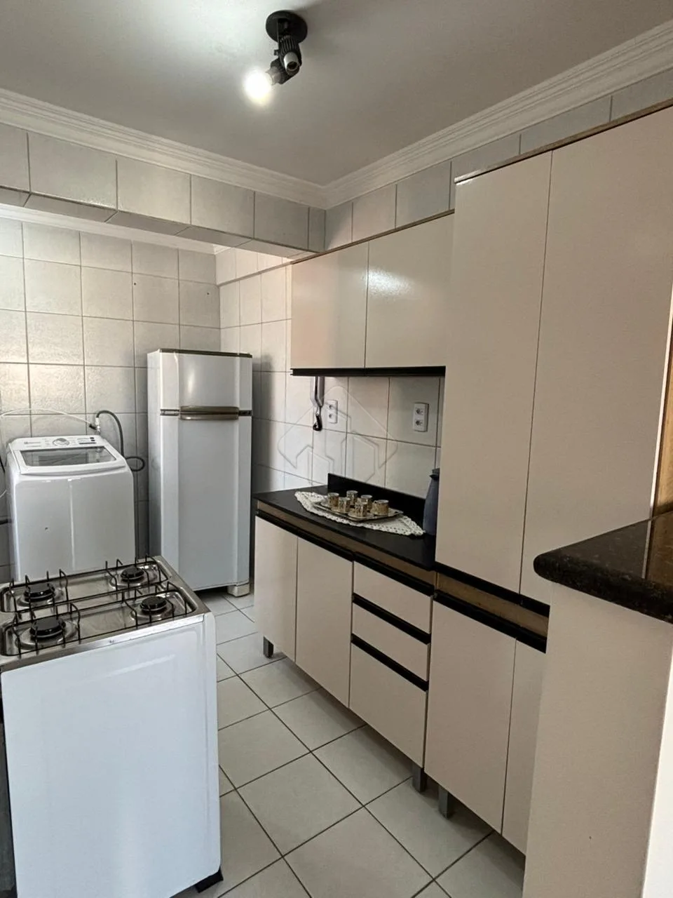 Comprar Apartamento / Padr&atilde;o em Cabedelo R$ 305.000,00 - Foto 3