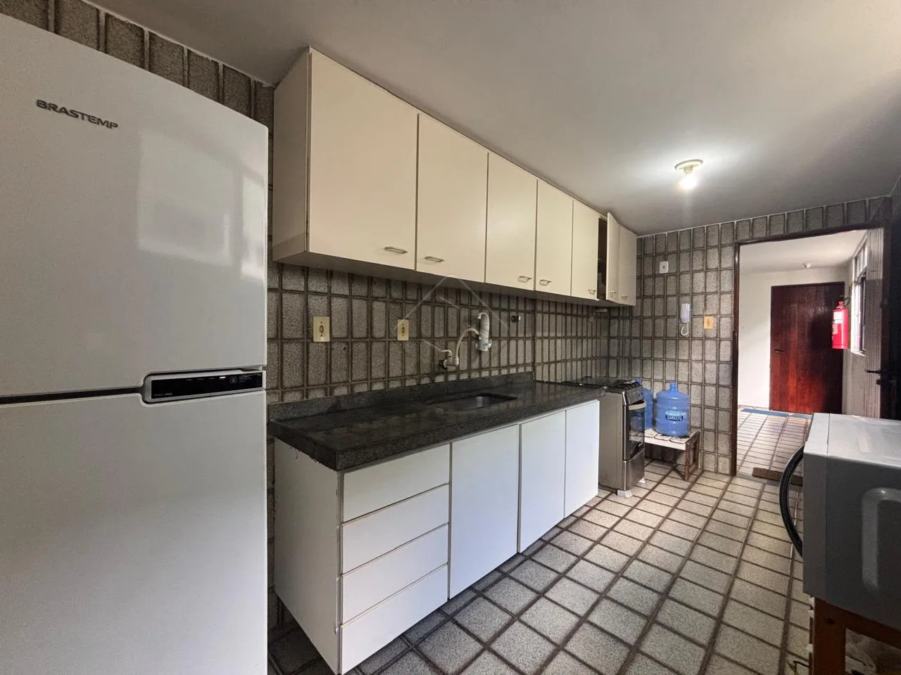Comprar Apartamento / Padr&atilde;o em Jo&atilde;o Pessoa R$ 650.000,00 - Foto 8