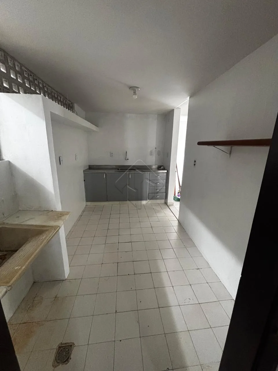 Comprar Apartamento / Padr&atilde;o em Jo&atilde;o Pessoa R$ 290.000,00 - Foto 5