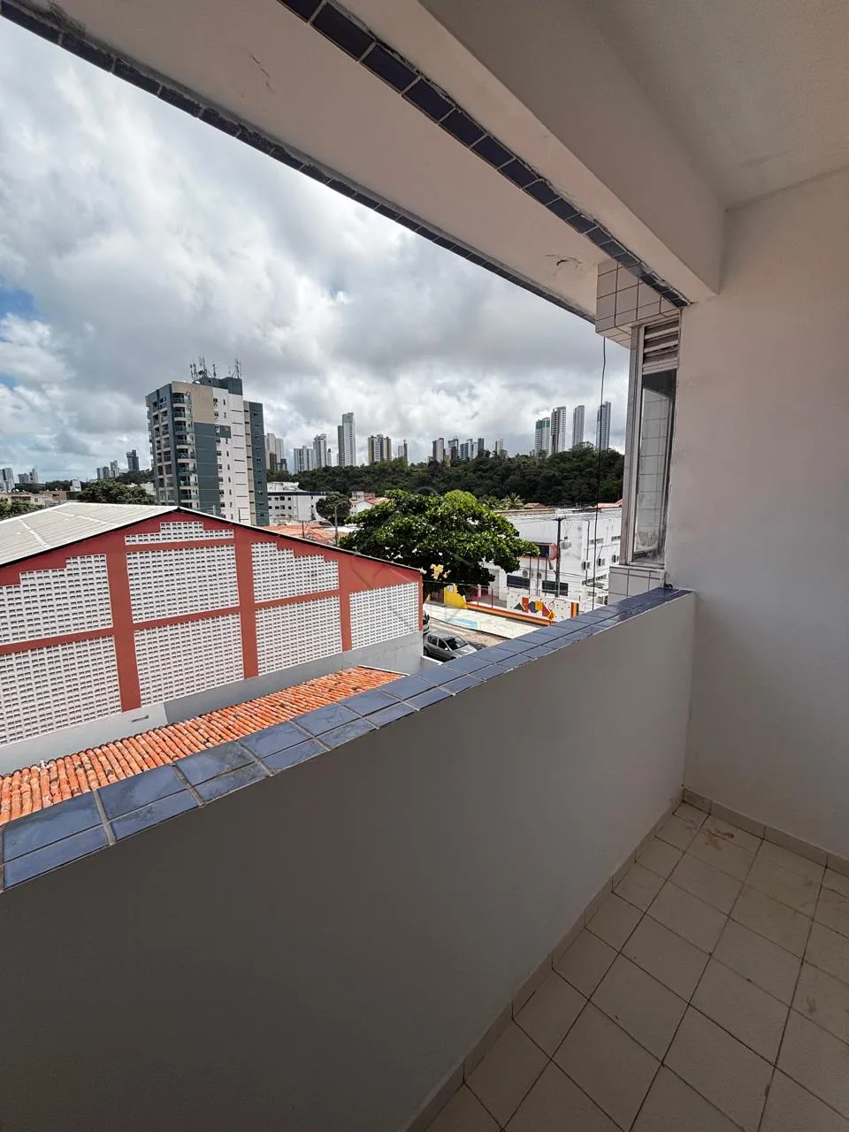 Comprar Apartamento / Padr&atilde;o em Jo&atilde;o Pessoa R$ 290.000,00 - Foto 3