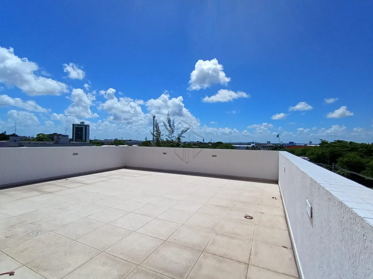 Comprar Apartamento / Padr&atilde;o em Jo&atilde;o Pessoa R$ 360.000,00 - Foto 14