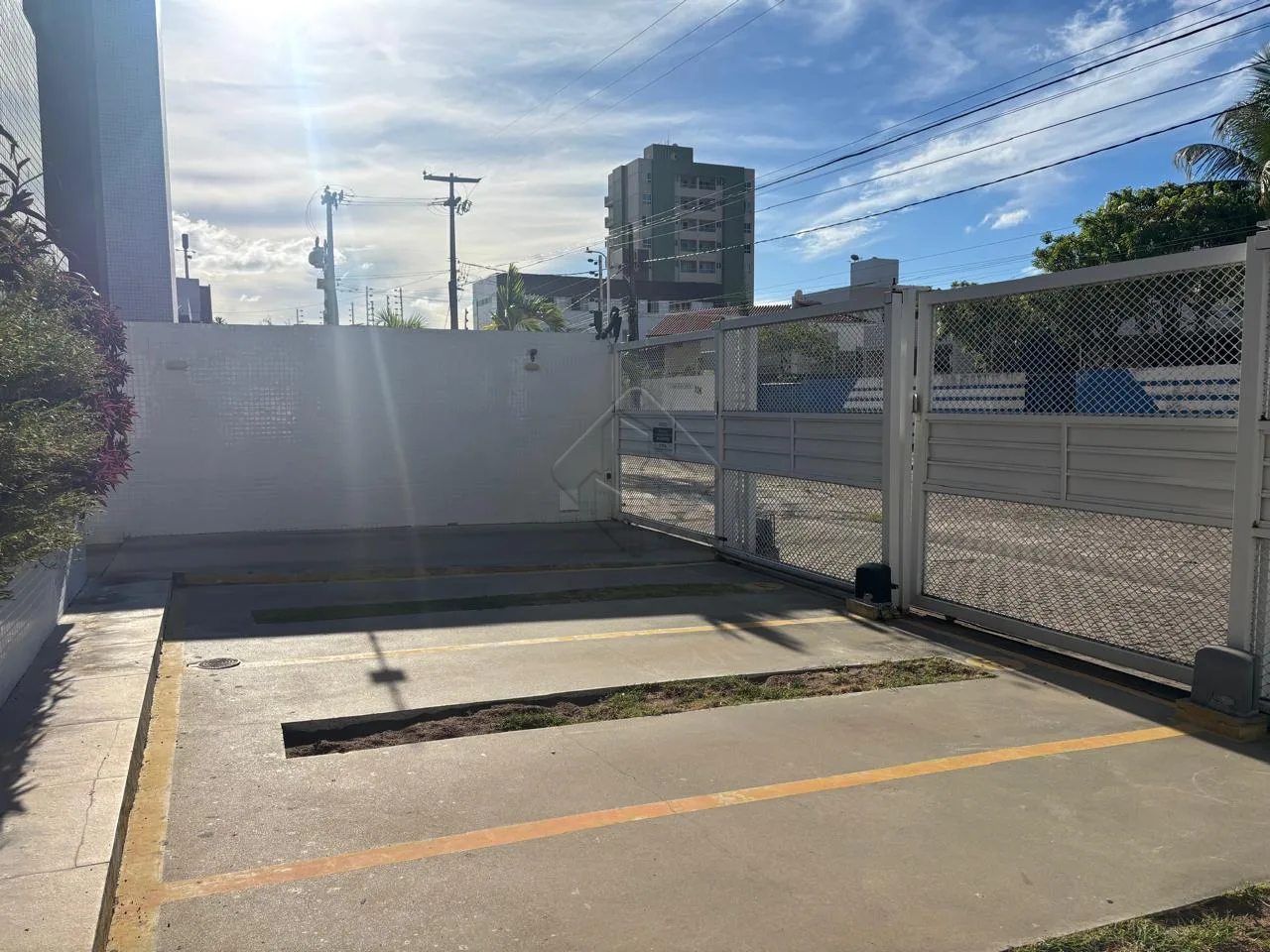 Comprar Apartamento / Padr&atilde;o em Jo&atilde;o Pessoa R$ 470.000,00 - Foto 16