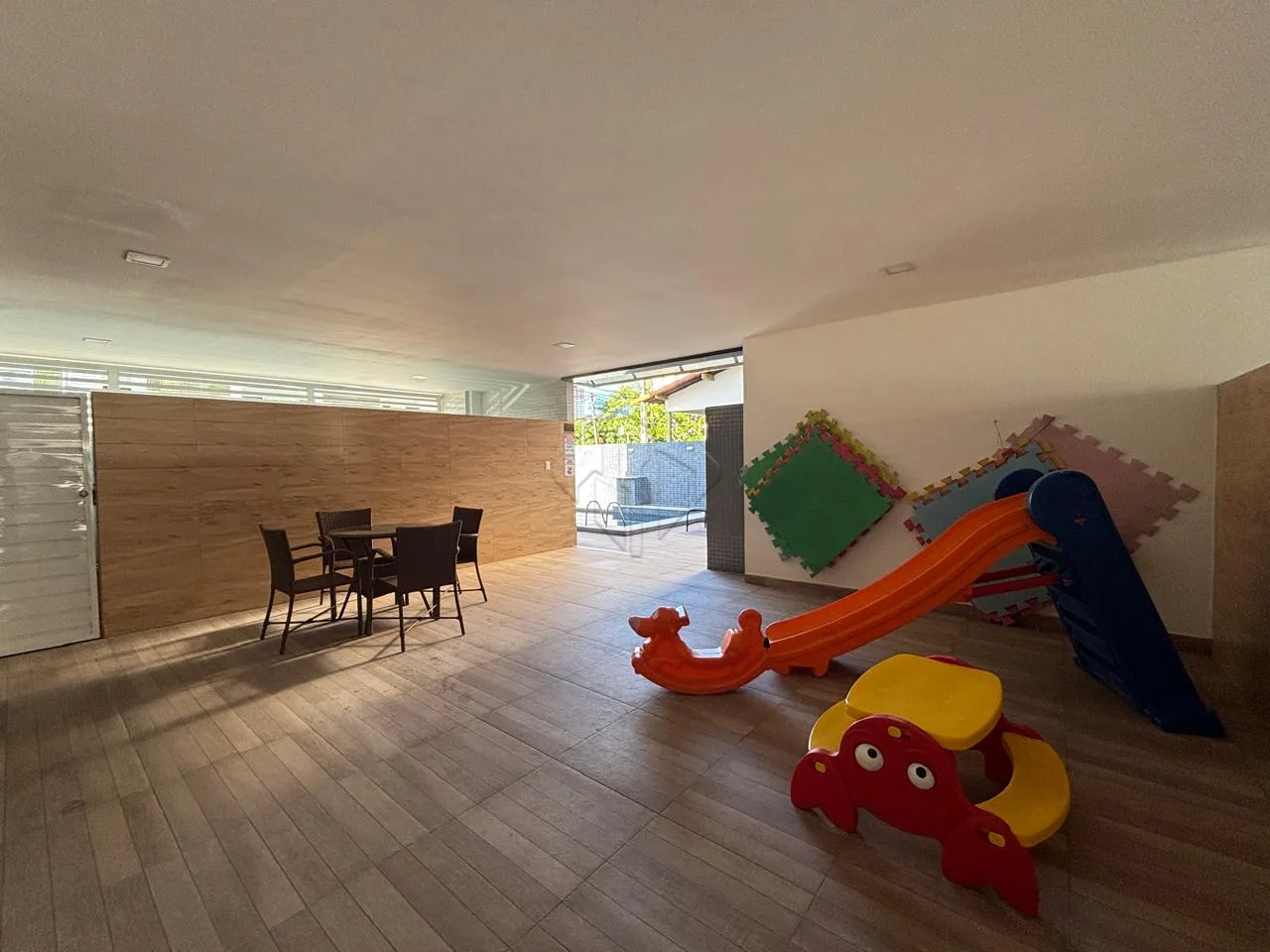 Comprar Apartamento / Padr&atilde;o em Jo&atilde;o Pessoa R$ 470.000,00 - Foto 12