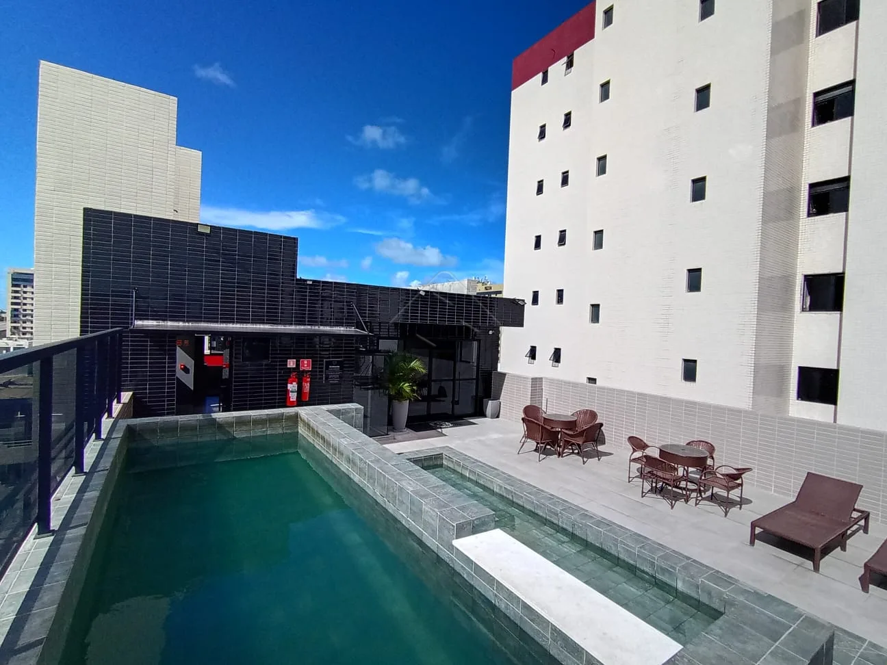 Alugar Apartamento / Flat em Cabedelo R$ 2.600,00 - Foto 14