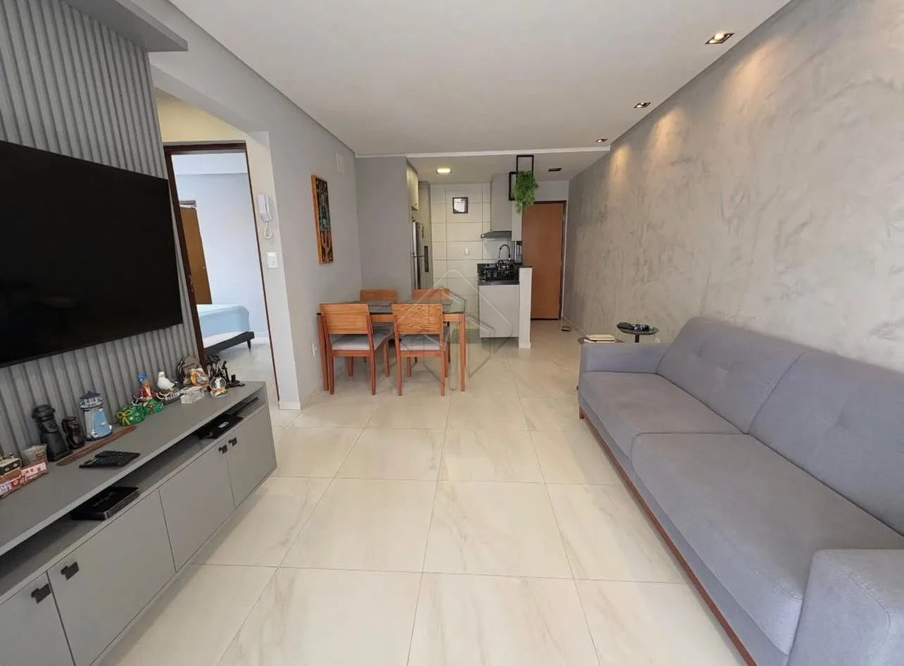 Comprar Apartamento / Padr&atilde;o em Jo&atilde;o Pessoa R$ 459.000,00 - Foto 2