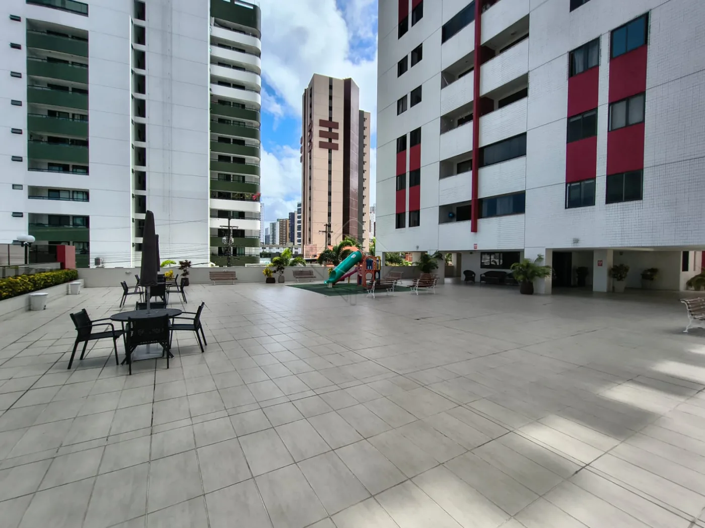 Comprar Apartamento / Padr&atilde;o em Jo&atilde;o Pessoa R$ 790.000,00 - Foto 15