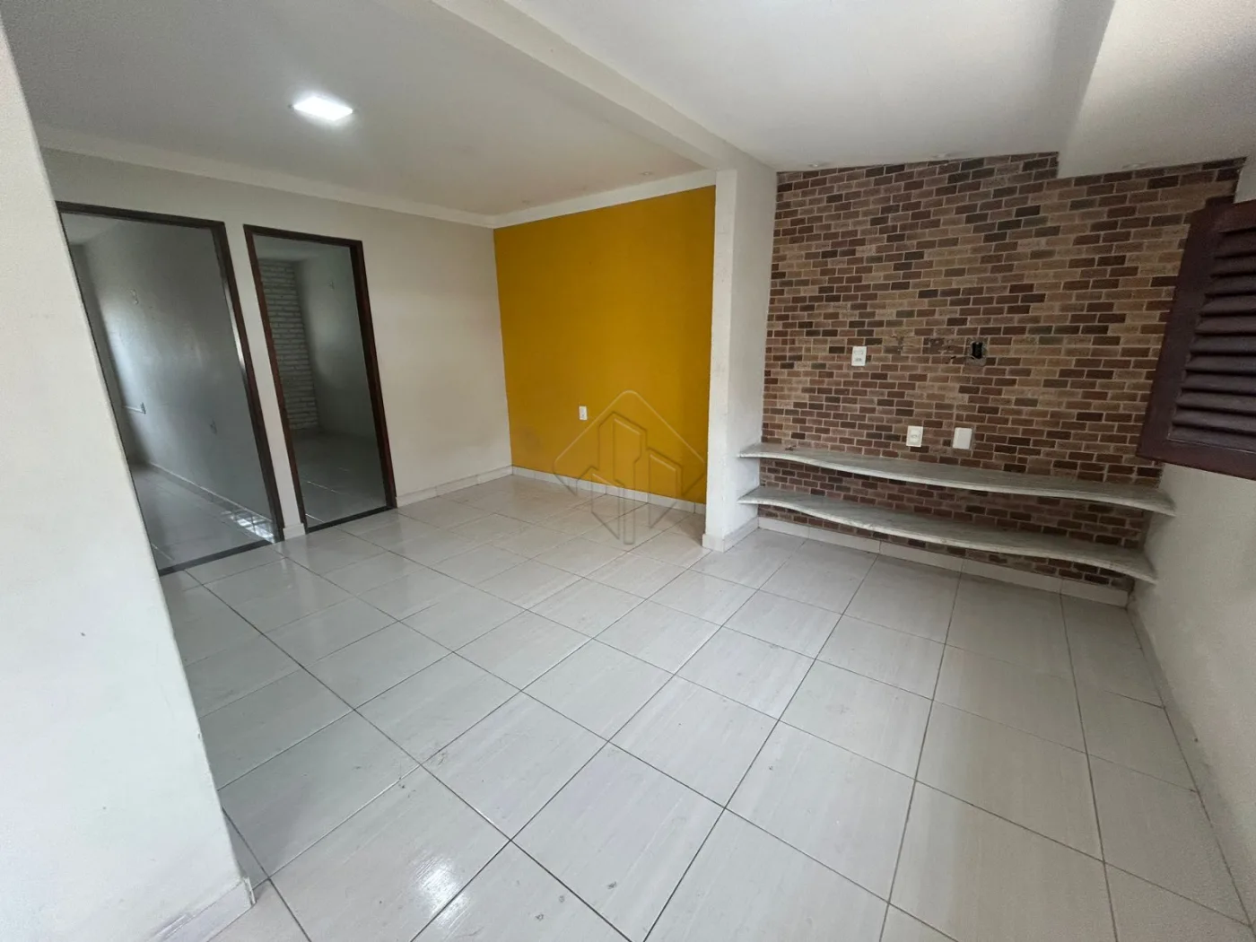 Comprar Casa / Padr&atilde;o em Jo&atilde;o Pessoa R$ 450.000,00 - Foto 2