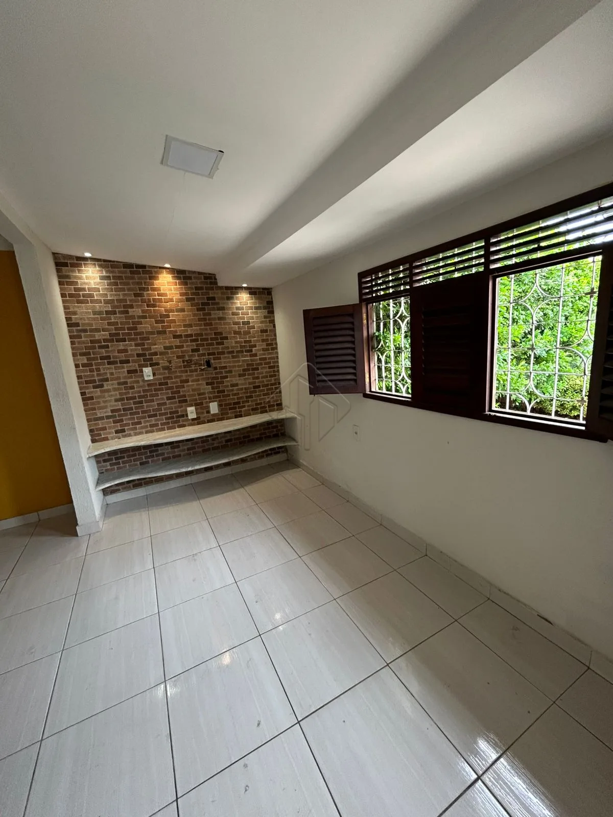 Comprar Casa / Padr&atilde;o em Jo&atilde;o Pessoa R$ 450.000,00 - Foto 4