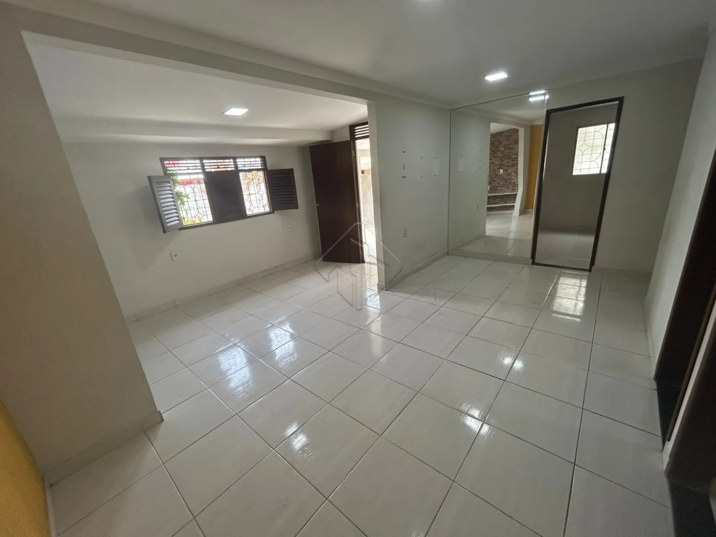 Comprar Casa / Padr&atilde;o em Jo&atilde;o Pessoa R$ 450.000,00 - Foto 6