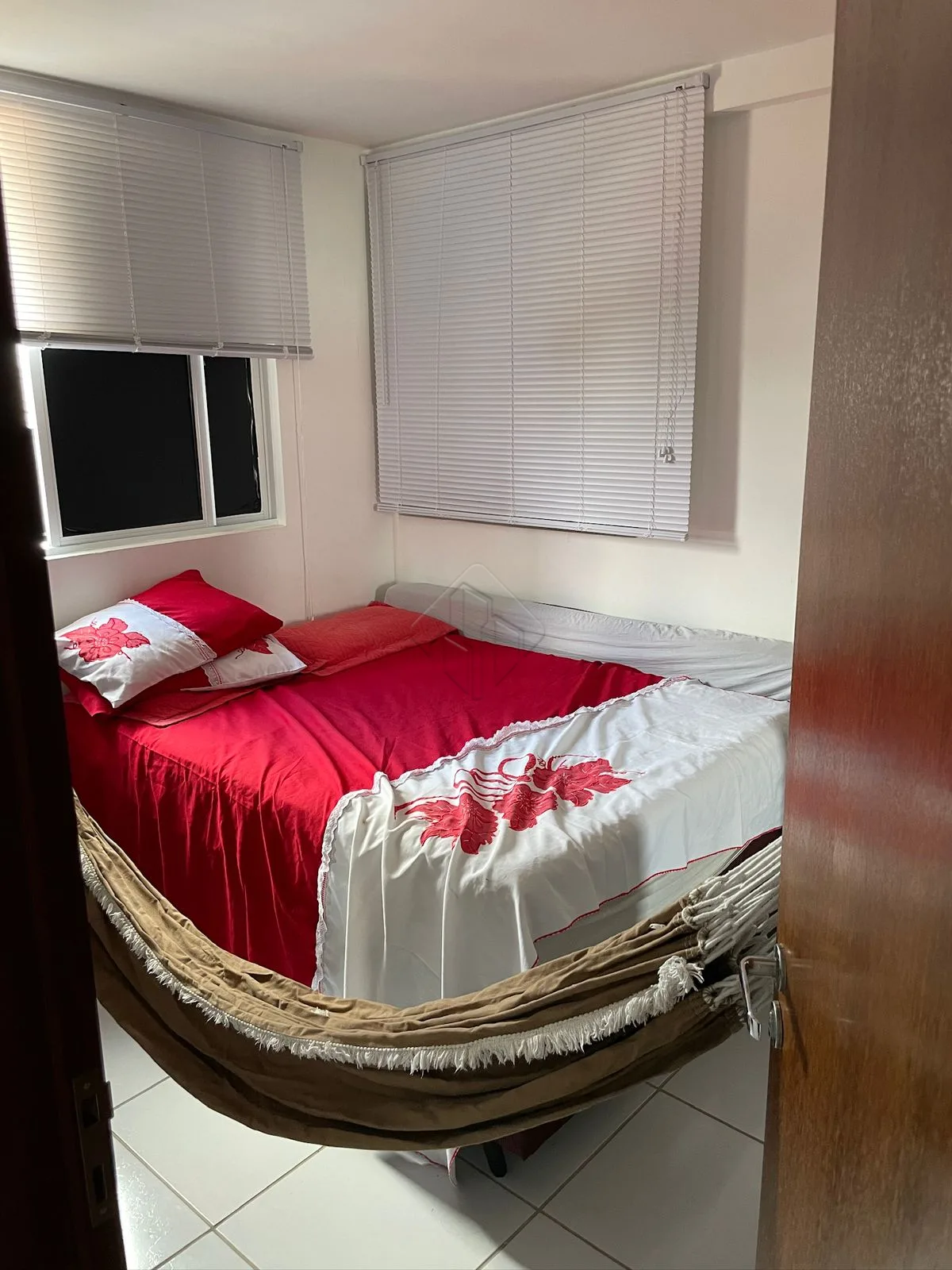 Comprar Apartamento / Padr&atilde;o em Jo&atilde;o Pessoa R$ 330.000,00 - Foto 4