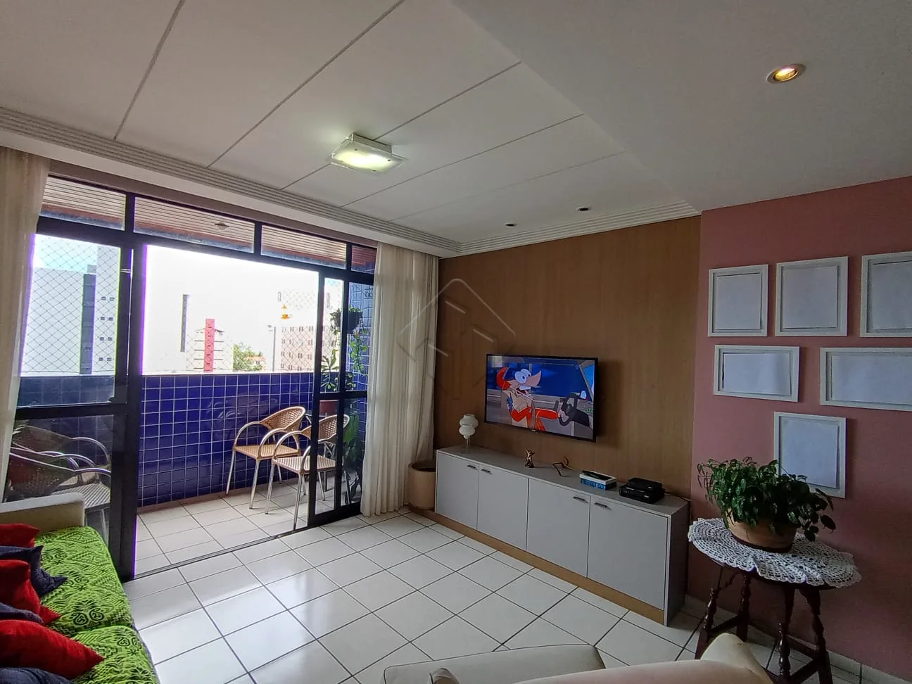 Comprar Apartamento / Padr&atilde;o em Jo&atilde;o Pessoa R$ 700.000,00 - Foto 2