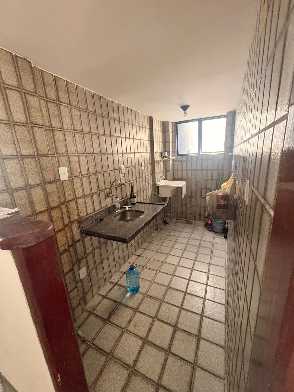 Comprar Apartamento / Padr&atilde;o em Cabedelo R$ 470.000,00 - Foto 4