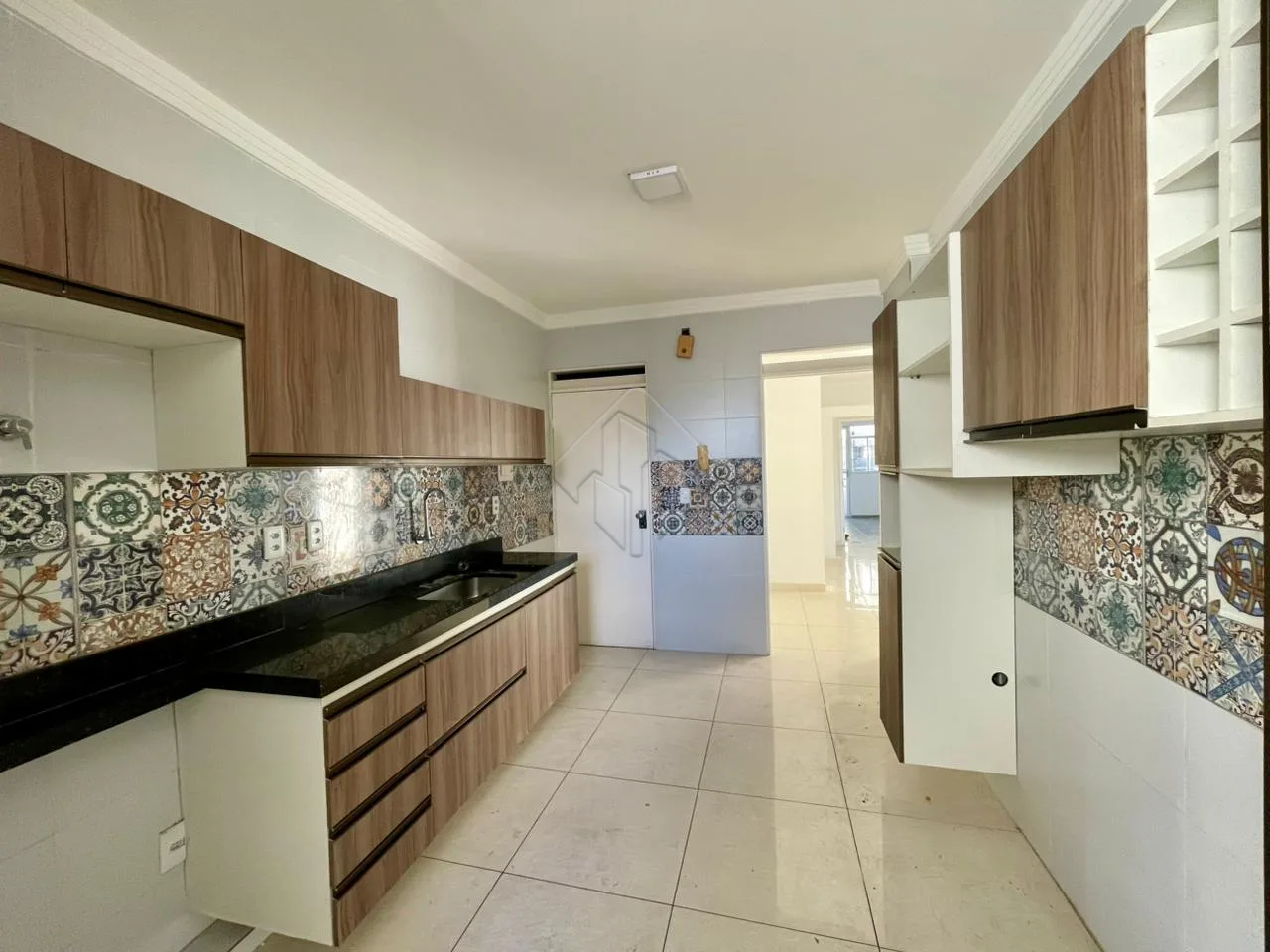 Comprar Apartamento / Padr&atilde;o em Jo&atilde;o Pessoa R$ 500.000,00 - Foto 5