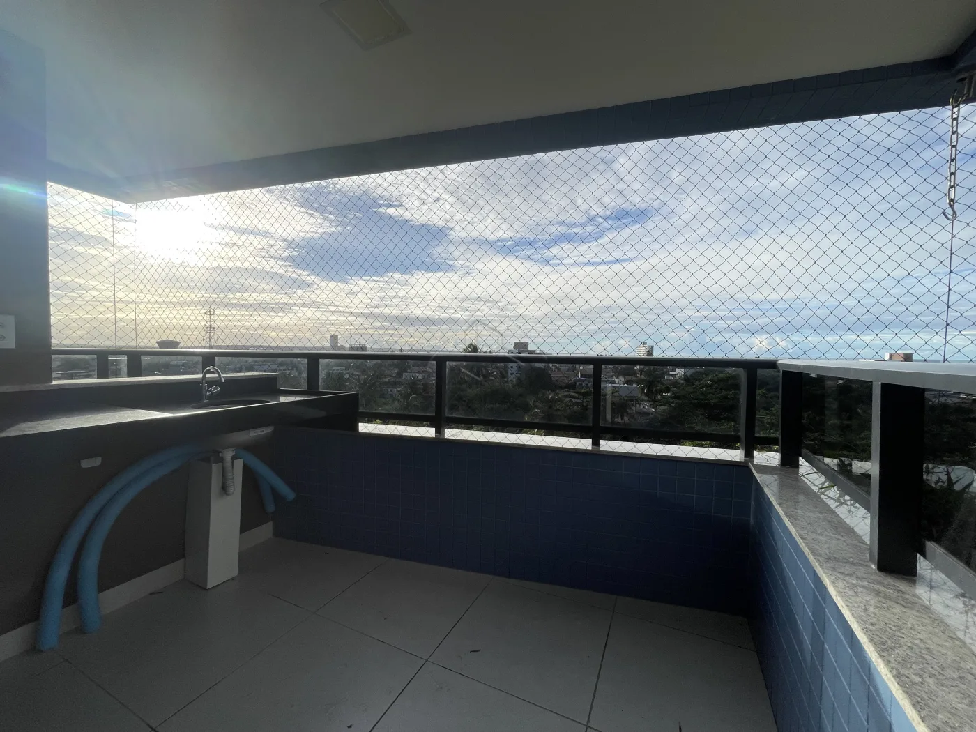 Comprar Apartamento / Padr&atilde;o em Cabedelo R$ 898.000,00 - Foto 5