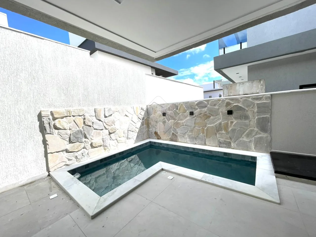 Comprar Casa / Condom&iacute;nio em Jo&atilde;o Pessoa R$ 1.050.000,00 - Foto 3