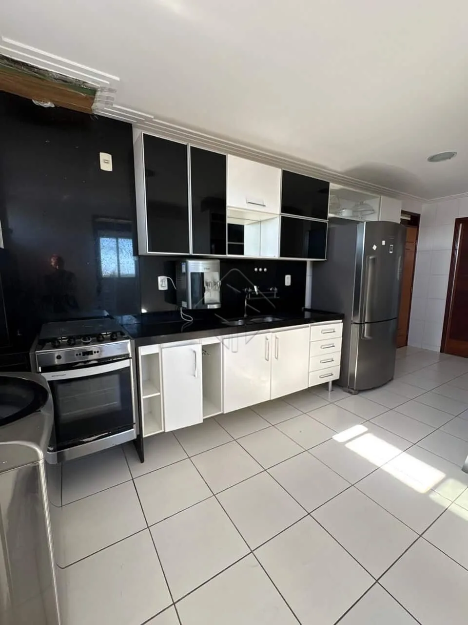 Comprar Apartamento / Padr&atilde;o em Jo&atilde;o Pessoa R$ 740.000,00 - Foto 5