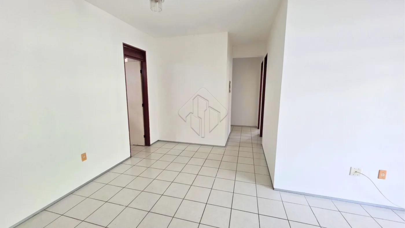 Comprar Apartamento / Padr&atilde;o em Jo&atilde;o Pessoa R$ 490.000,00 - Foto 4