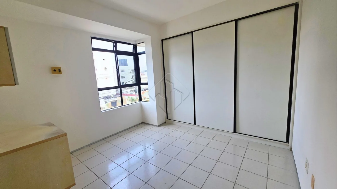 Comprar Apartamento / Padr&atilde;o em Jo&atilde;o Pessoa R$ 490.000,00 - Foto 9
